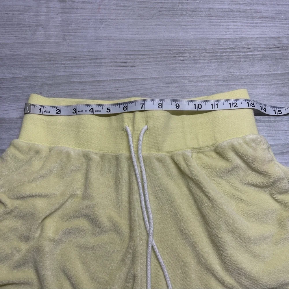 Nike Yellow Terry Cloth Retro 2” Inseam High Waist Shorts Women’s Size Small
